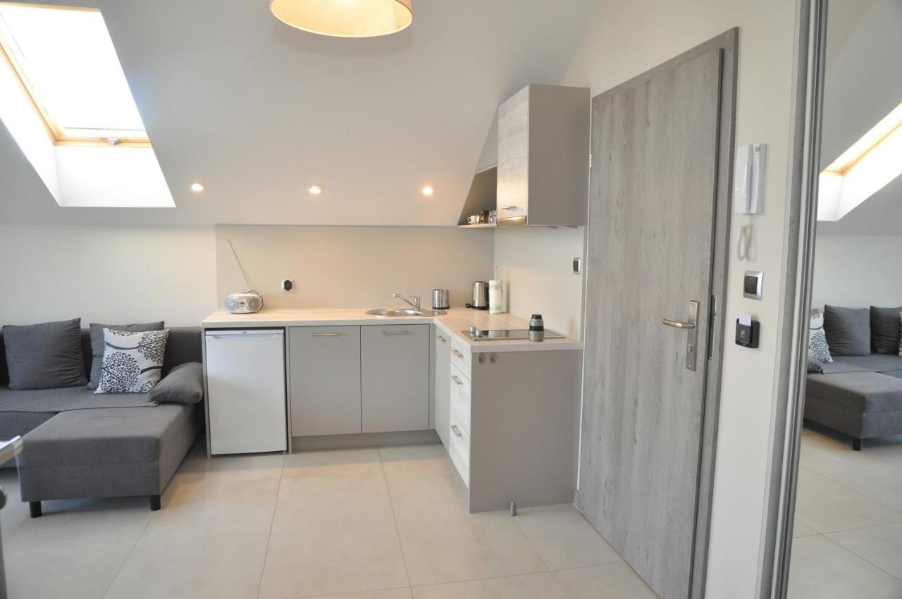 Willa Dobrylko II -Apartamenty เรวา ภายนอก รูปภาพ