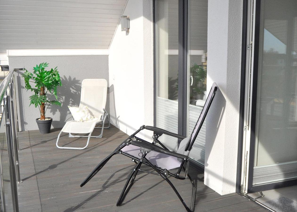Willa Dobrylko II -Apartamenty เรวา ภายนอก รูปภาพ