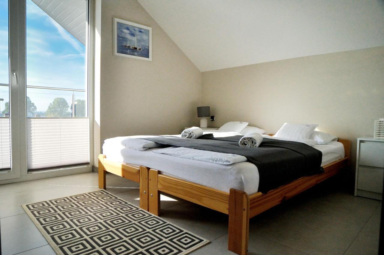 Willa Dobrylko II -Apartamenty เรวา ภายนอก รูปภาพ